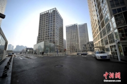 春节临近北京人流大减 道路通畅商圈空荡