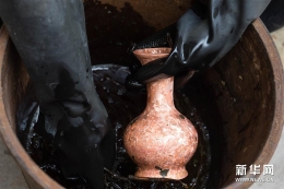千锤百炼铸斑铜