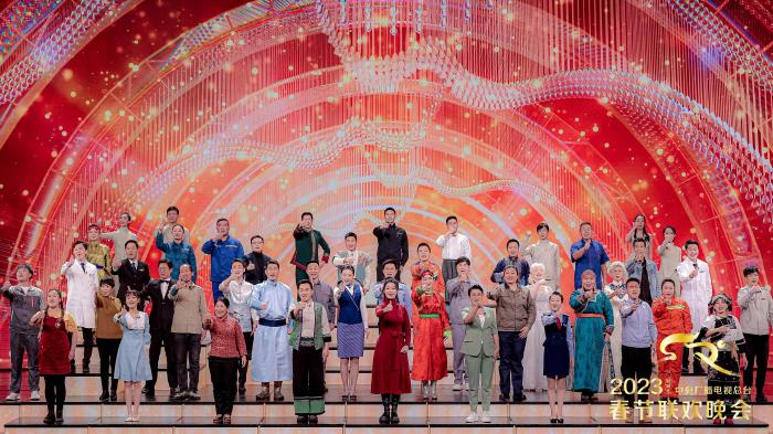 《2023年春節(jié)聯(lián)歡晚會》完成全部五次彩排 央視供圖 《2023年春節(jié)聯(lián)歡晚會》完成全部五次彩排 央視供圖