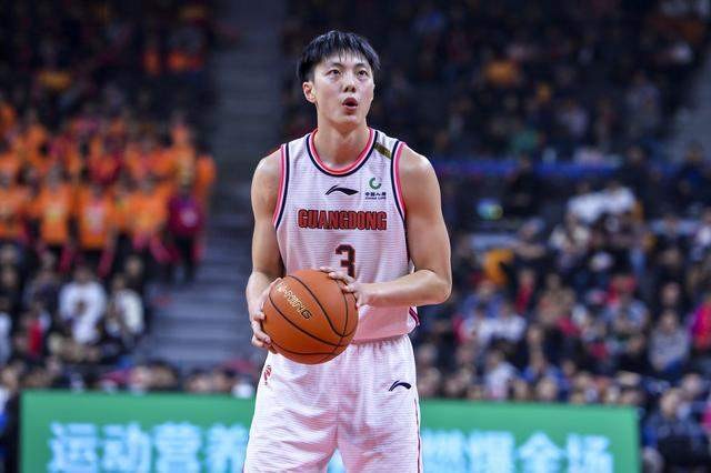 胡明轩获邀加盟NBA雄鹿 获朱芳雨首肯杜锋点头
