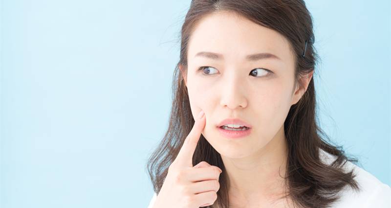 皮肤干燥也会长痘痘？教你4招可以应对