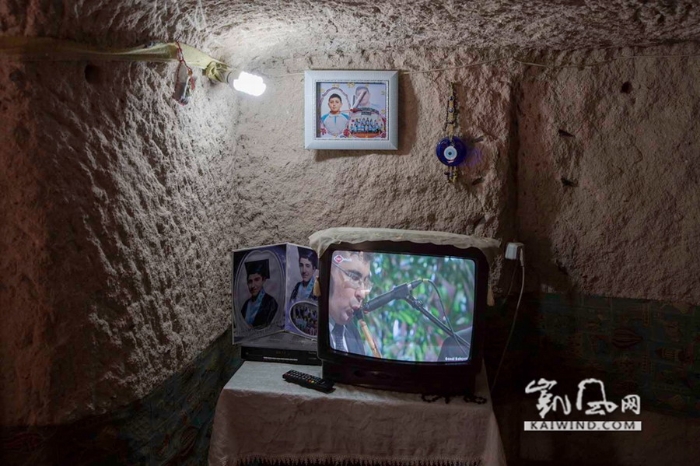 探訪神秘洞穴人家