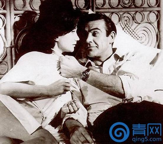 Macintosh HD:Users:apple:Downloads:盤點(diǎn)好萊塢植入廣告用圖:007 勞力士.jpg