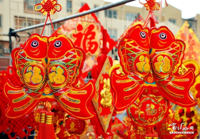 喜氣洋洋迎新年 李村大集年味濃