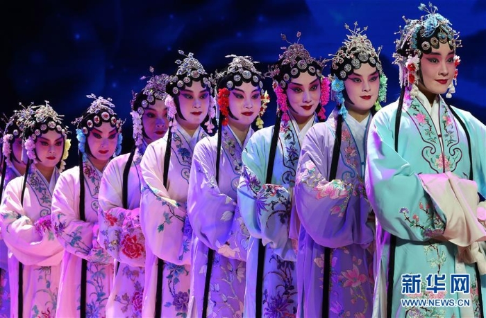 （XHDW）（2）“感知中國(guó)”秘魯行——大羽華裳展演在利馬舉行