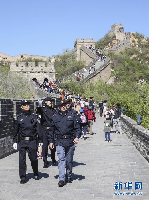（社會(huì)）（5）中意在八達(dá)嶺長(zhǎng)城進(jìn)行聯(lián)合警務(wù)巡邏