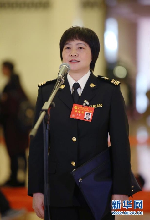 （十九大·黨代表通道）（15）采訪黨代表