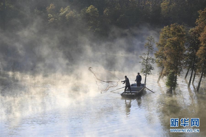 #（環(huán)境）（3）江蘇盱眙：云霧繚繞天泉湖