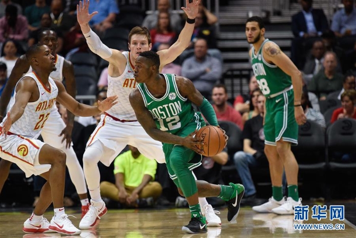 （體育）（3）籃球——NBA常規(guī)賽：凱爾特人勝老鷹