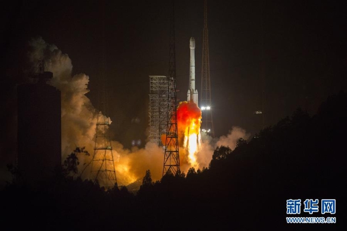 （科技）（1）我國成功發(fā)射阿爾及利亞一號通信衛(wèi)星