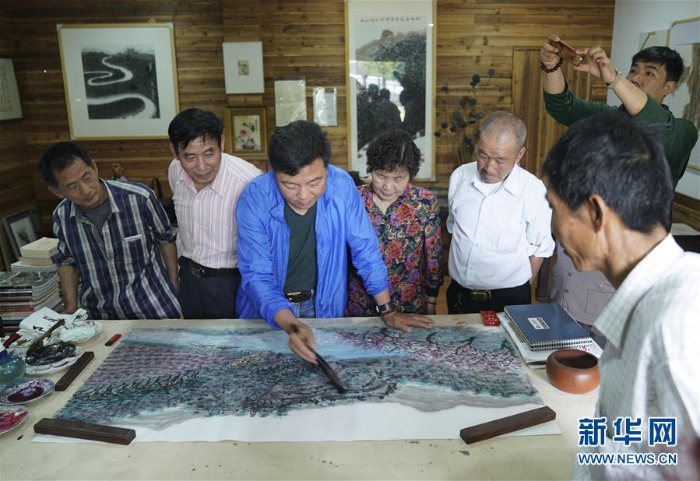 （社會）（10）浙江“千萬工程”助力提升鄉(xiāng)村文化發(fā)展