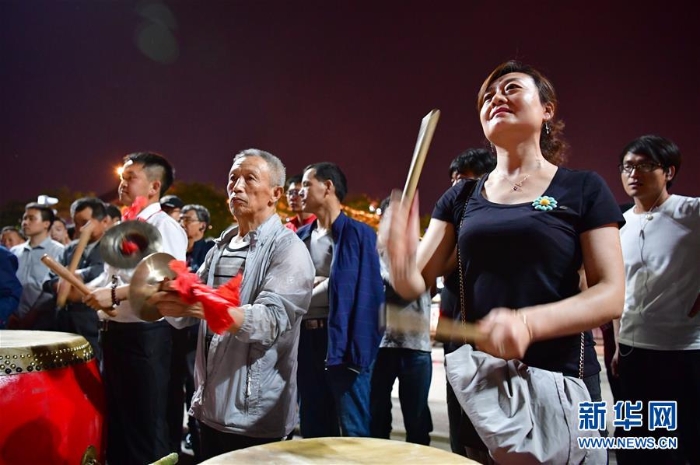 （文化）（8）大雁塔下的秧歌隊(duì)
