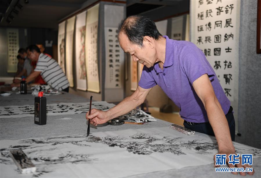 (社會)(1)廣東佛山:建設(shè)村民活動場所 豐富群眾文化生活