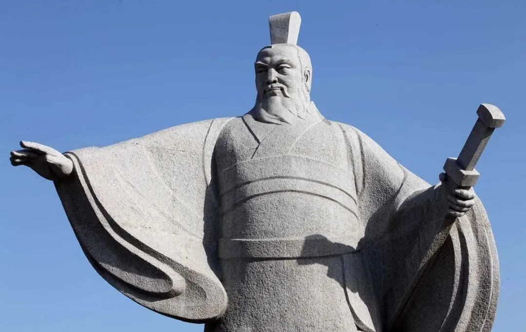 欲為大樹，莫與草爭，永遠不要和層次不同的人爭辯
