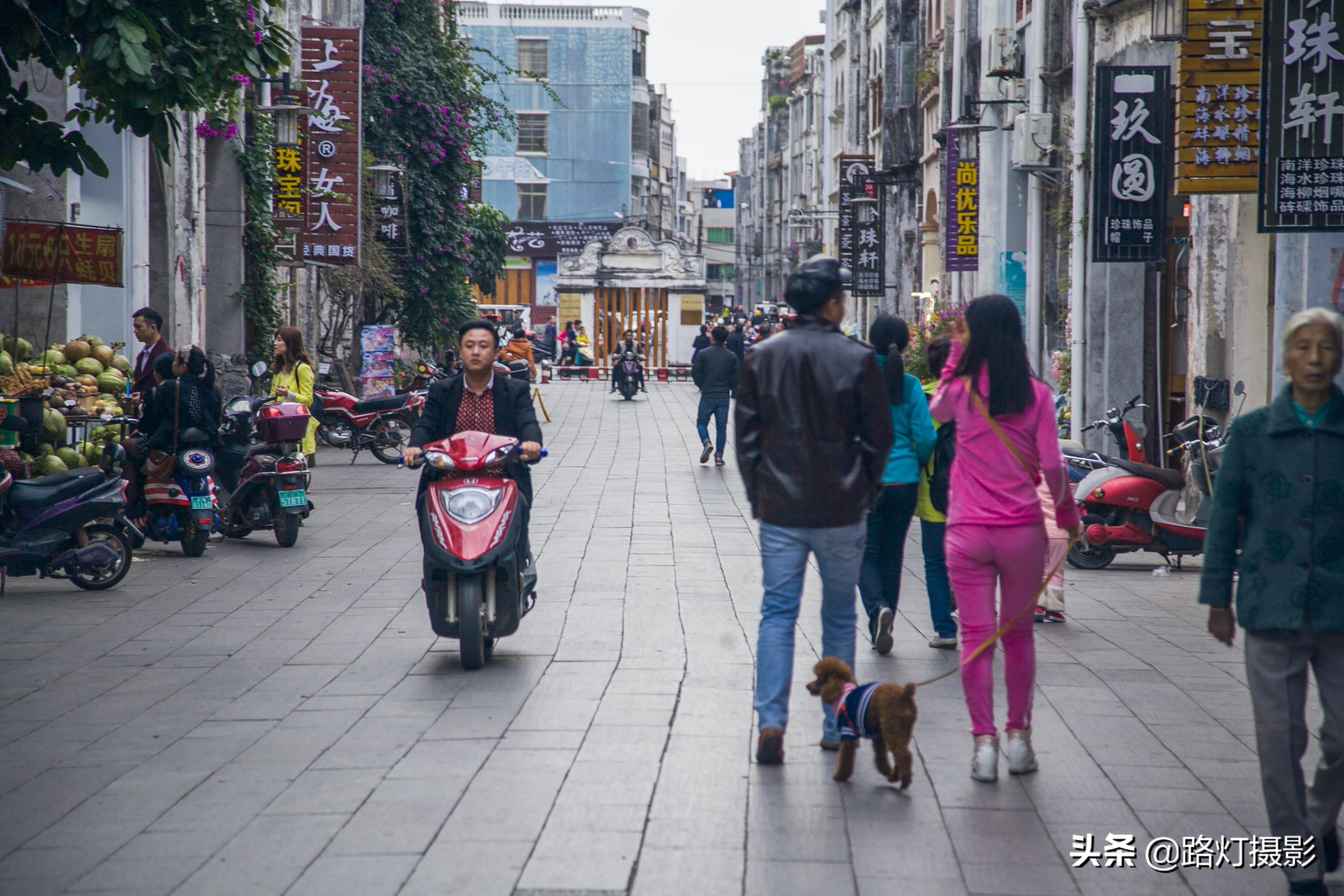 廣西適合養(yǎng)老的2座城市，老街美食，大海沙灘，許多人已搬到這里