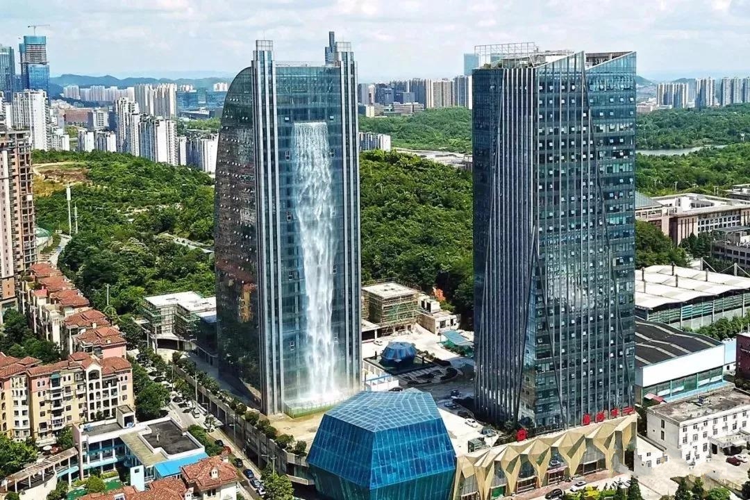 盤點國內(nèi)20座奇特建筑，貴州獨占4座，看完你還能想到哪？