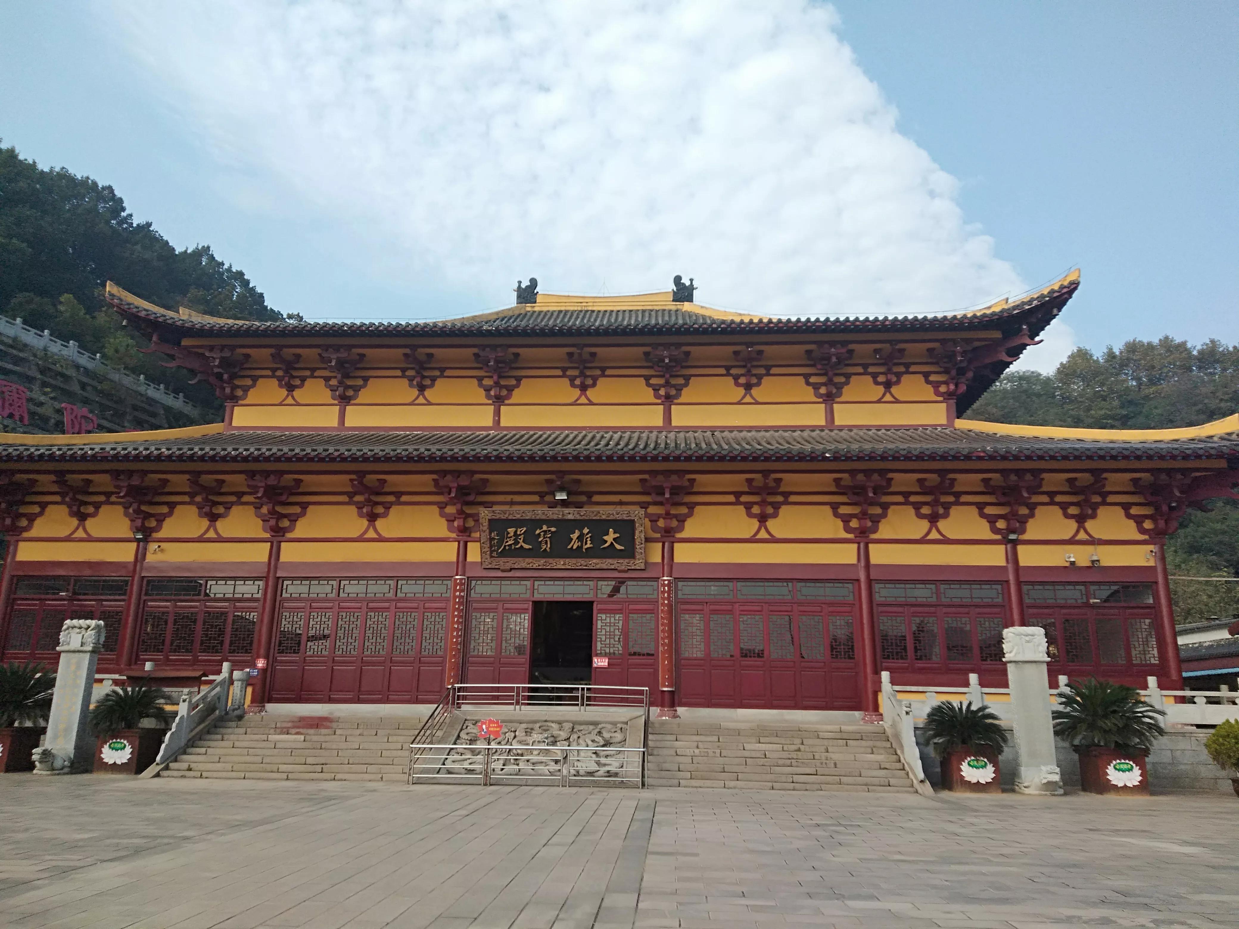 層次越低的人，越喜歡把時間花在這4件事上