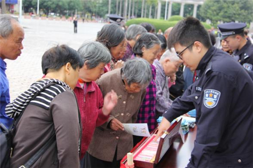 廣西龍圩區(qū)：多渠道開展國安反邪反恐宣傳教育1555
