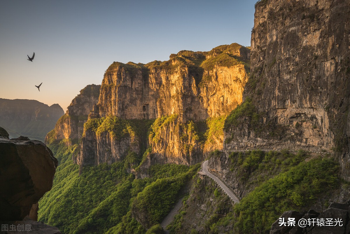 盤點中國最適合自駕的10大公路，坐車?yán)锞湍芸唇^美風(fēng)景