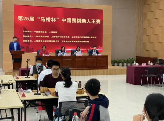 第25屆本賽首輪在上海棋院開戰(zhàn)